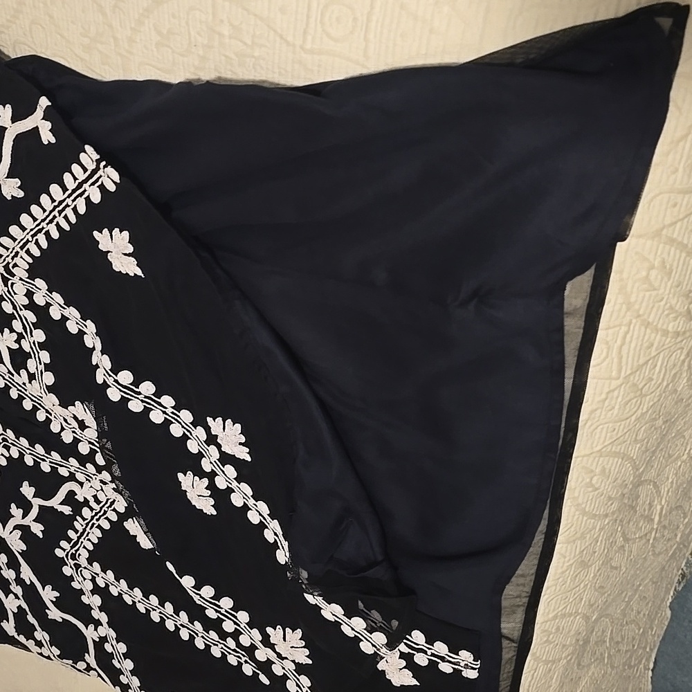 Chicos Black And White Embrodaird Kimono Size L/XL NWT - Picture 8 of 8